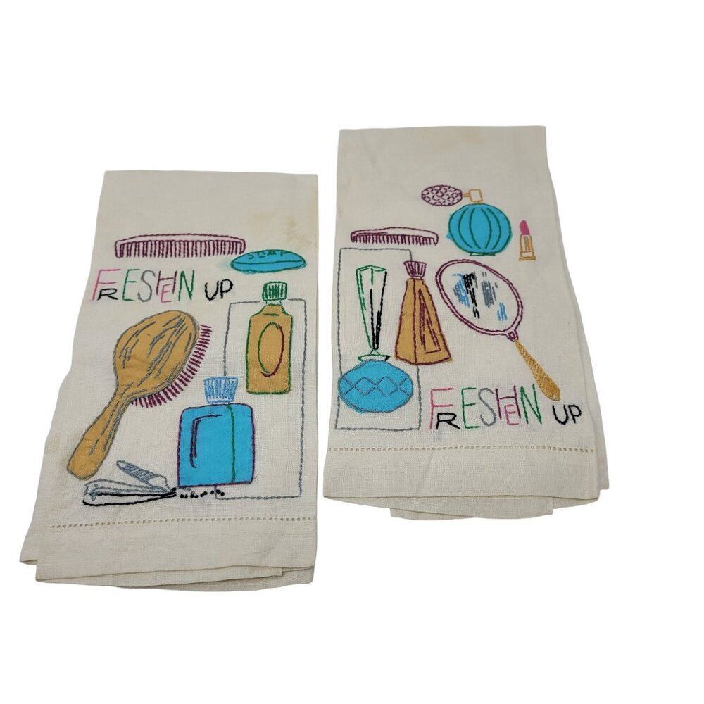 Vtg 60s Embroidered Linen Hand Towel Set Kitschy Vanity‎ Bathroom Prop Display